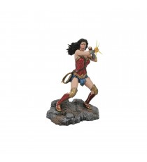 Figurine DC Gallery - Wonder Woman Bras Croises 23cm